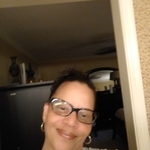 Meet your Posher, Darol - Picture 3 of 4